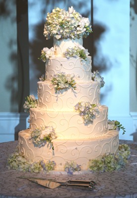 Wedding Cake Decor from Mockingbird Florist in Dallas, TX