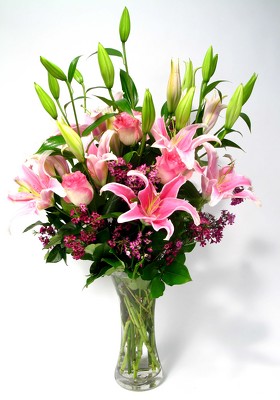 <H1> Lilies and Roses Large </H1> from Mockingbird Florist in Dallas, TX