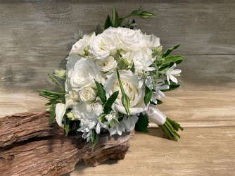 <h1>Monochromatic Nosegay </h1> from Mockingbird Florist in Dallas, TX