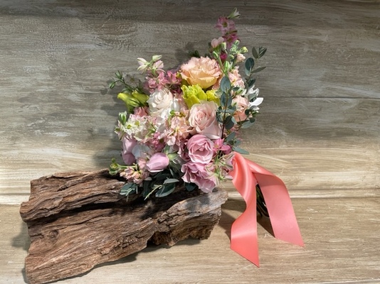 <h1> Pastel Color Nosegay </h1> from Mockingbird Florist in Dallas, TX