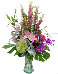 STEPHANI from Mockingbird Florist in Dallas, TX