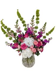 <H1> The Queen </h1> from Mockingbird Florist in Dallas, TX